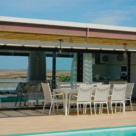 Villa Relajares *